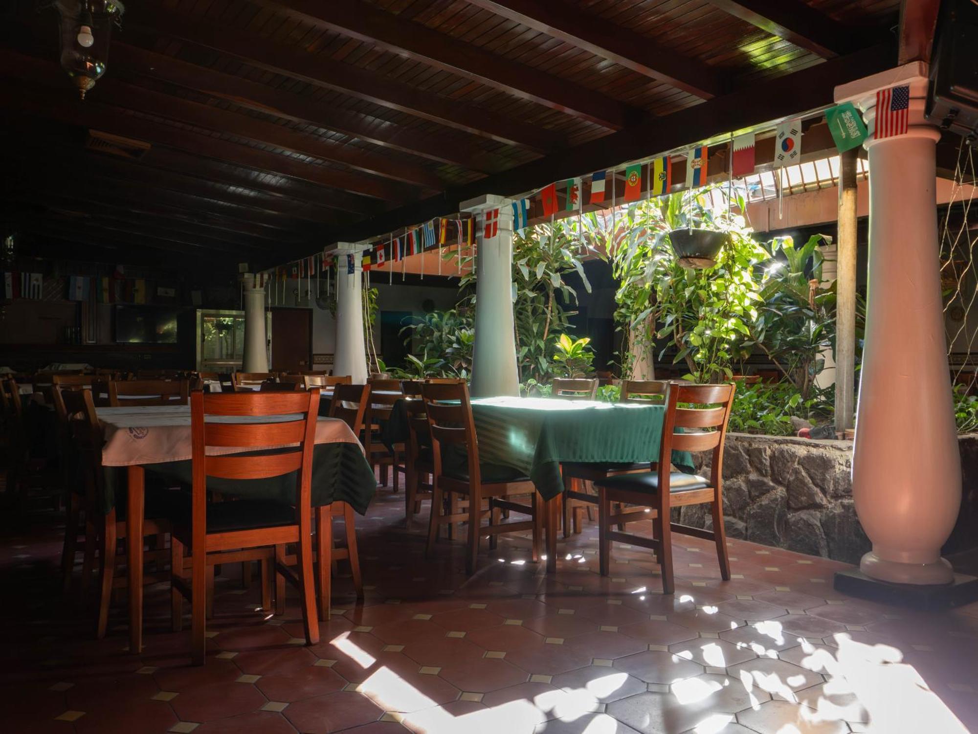 Hotel El Arroyo Caracas Bagian luar foto