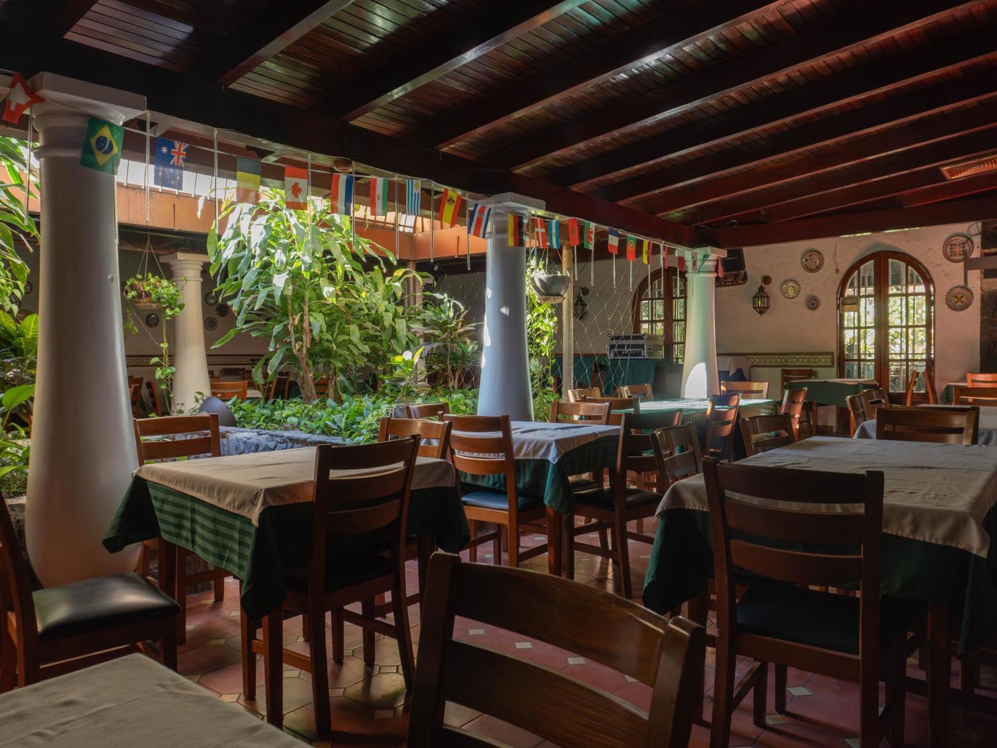 Hotel El Arroyo Caracas Bagian luar foto